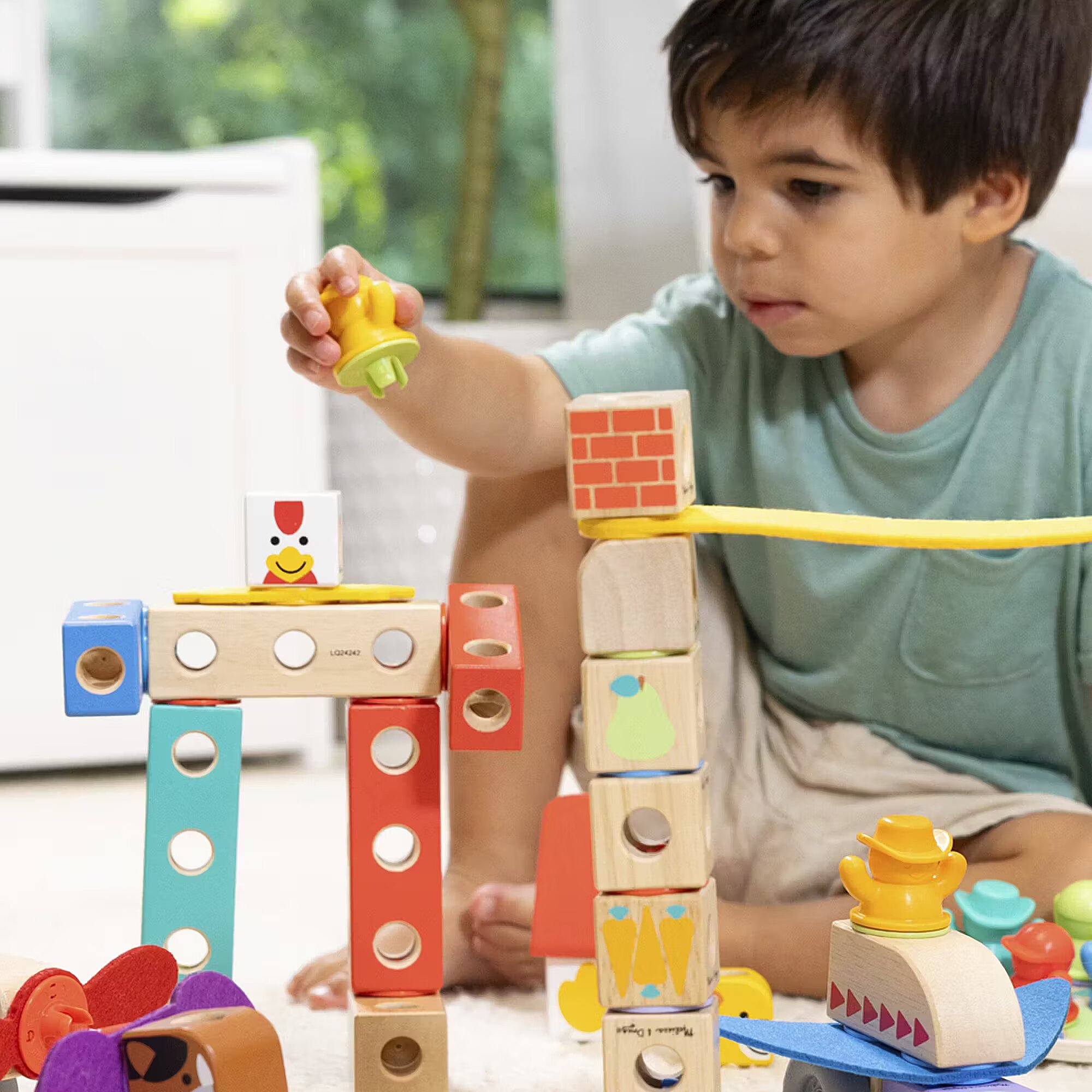 Maletín De Maquillaje Para Niñas Melissa & Doug Con Espejo Y Accesorios Reales – Set De Juego De Imitación A Partir De 3 Años