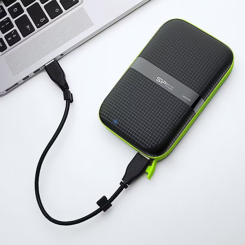 Silicon Power Armor A60　5TB Amazon.com: Silicon Power 5TB Rugged Portable External Hard Drive