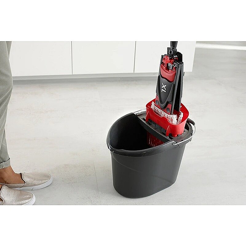 Vileda Ultramax XL Turbo 2-in-1 floor mop complete set, extra wide mop with  hand